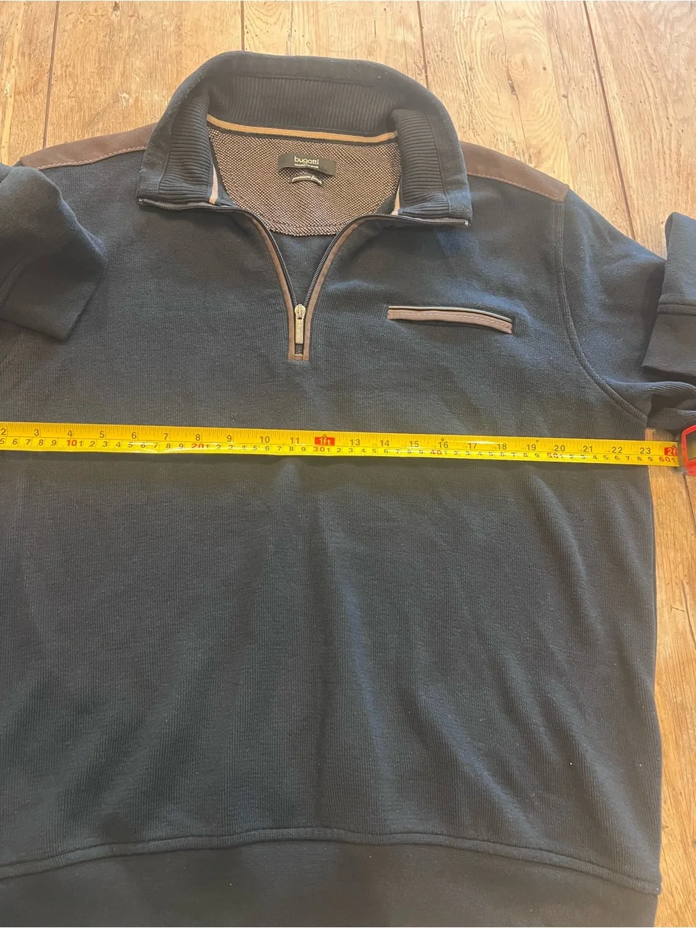 Bugatti Men’s Blue 1/4 Zip Mock Neck Knit Sweatshirt Logo Size XL Suede Accents